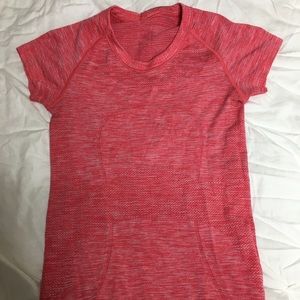 Lululemon top